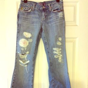 Miss me distressed jeans, mid-rise ripped style